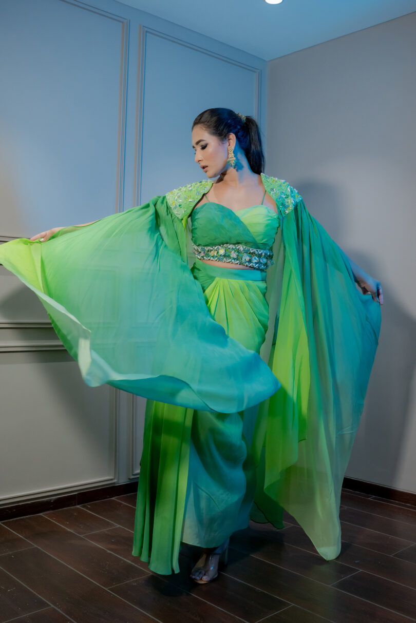 Ombre skirt with cape - Image 2
