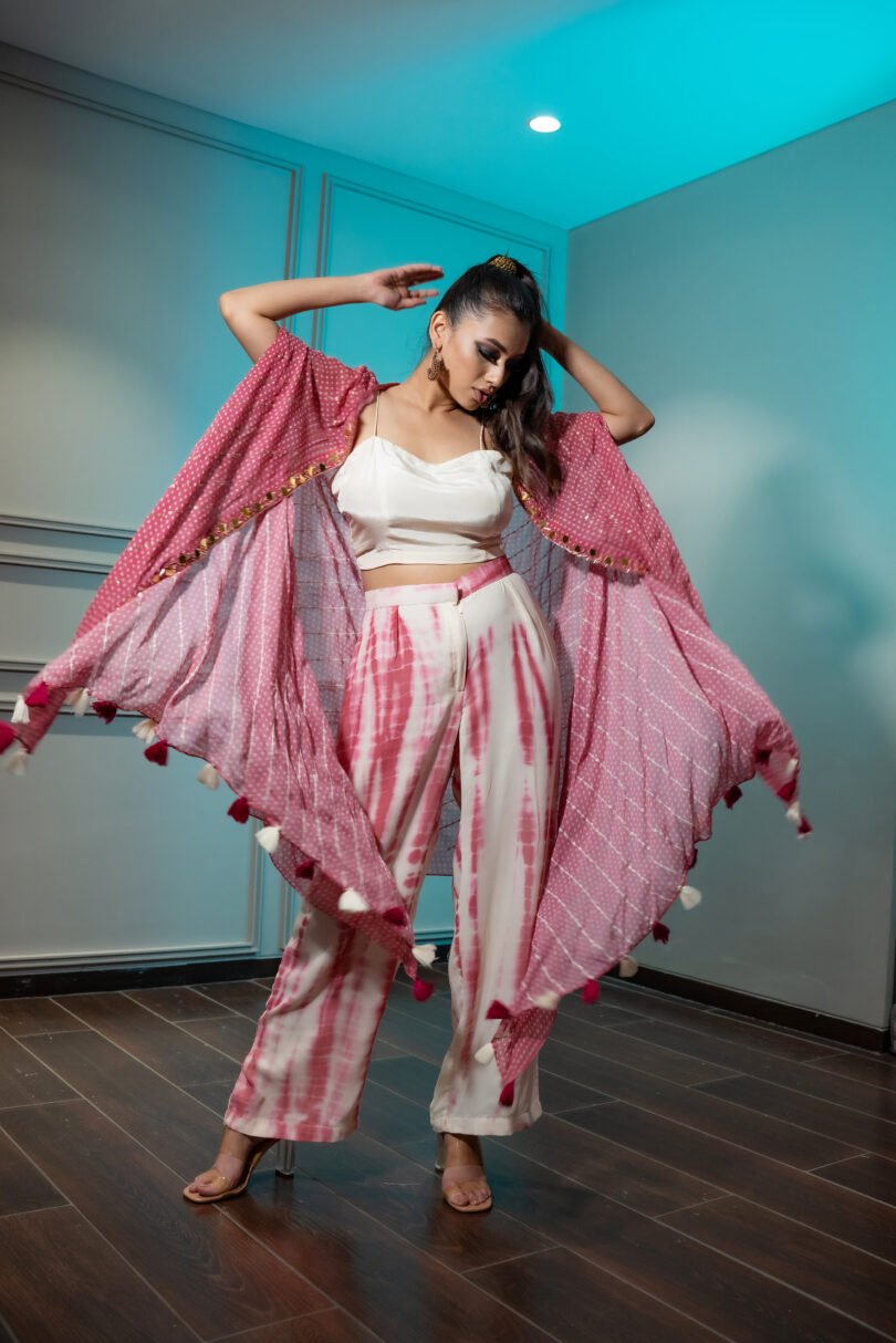 Regal Bustier Cape Essemble
