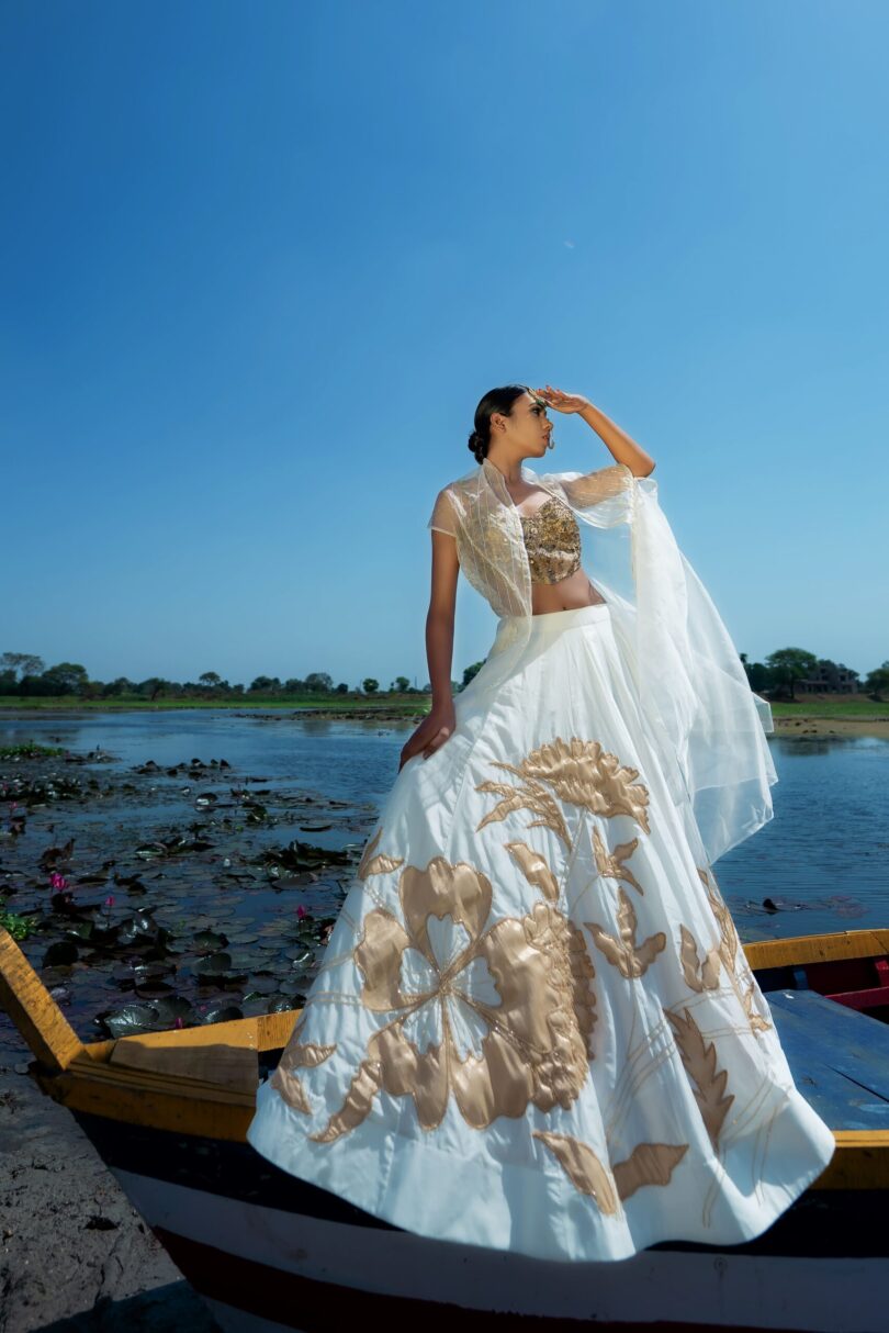 White and ivory embellished skirt set - Image 2