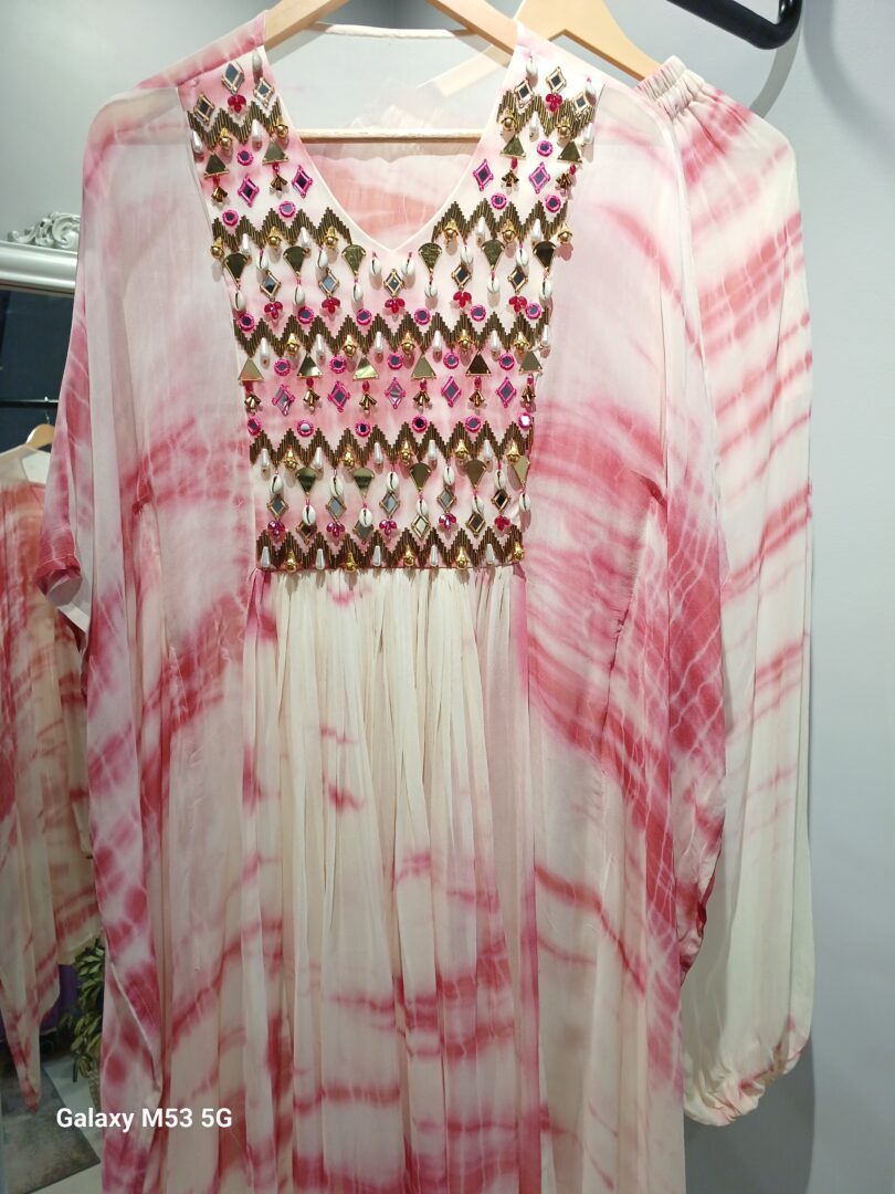 Tie and Dye Pink Kaftan Set - Image 2